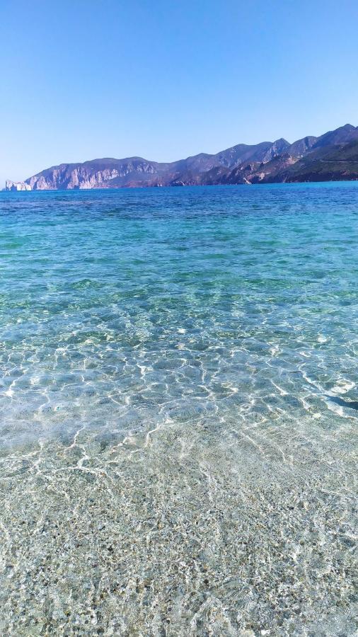 Casa Vacanze Lo Specchio Daire Iglesias Dış mekan fotoğraf